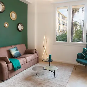 Beautiful In The Heart Of Apartment Nice