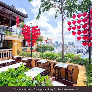 https://duc-vuong-hotel.hotelsvungtau.com